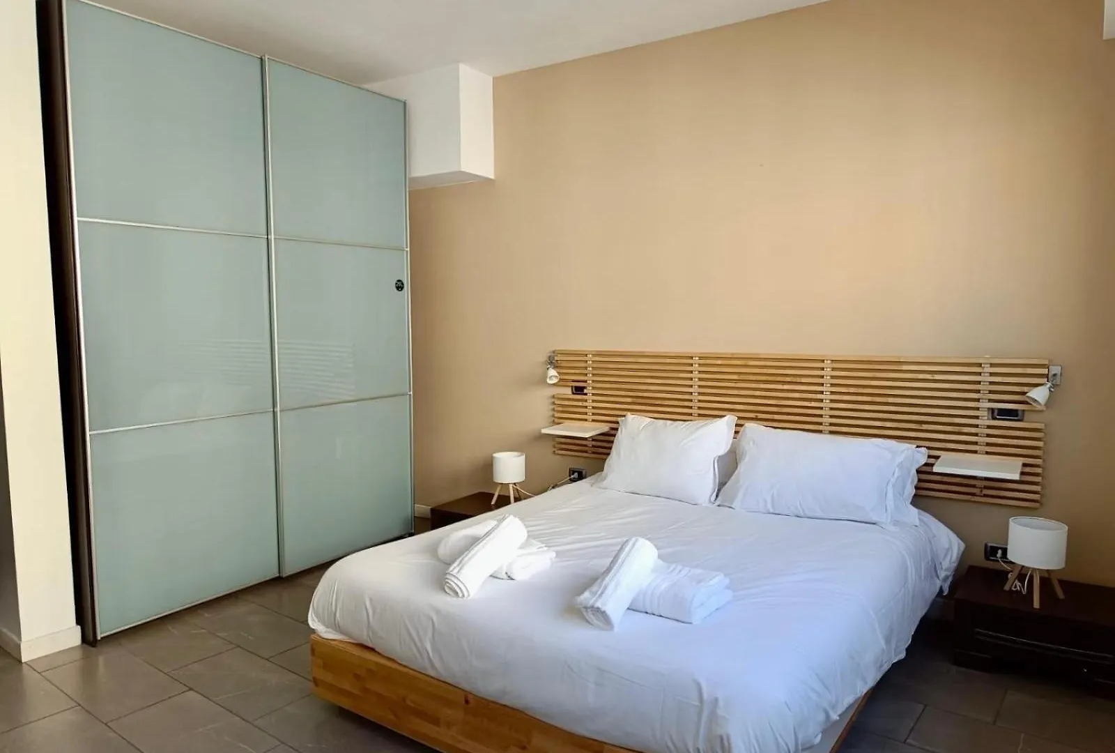 Apartment Splendido Appartamento Navigli Milan